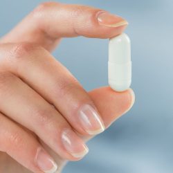 white capsule (2)